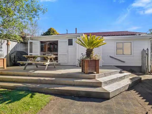 House for sale in Hillsborough, Taranaki