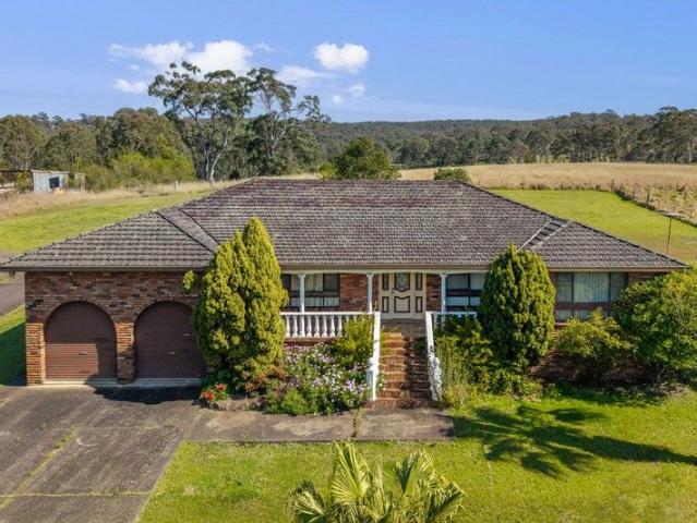 Cottage for sale in Sydney, New South Wales