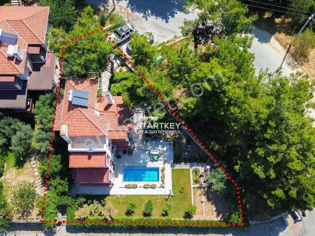 Kuşadasi, Aydin içerisinde satılık Villa