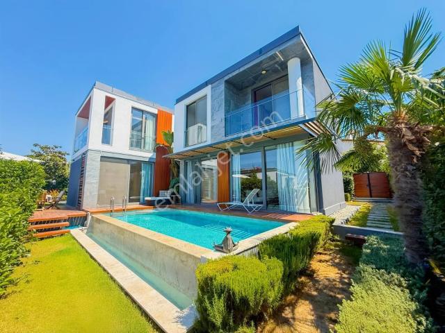 Kuşadasi, Aydin içerisinde satılık Villa