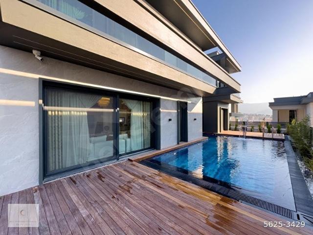 Kuşadasi, Aydin içerisinde satılık Villa