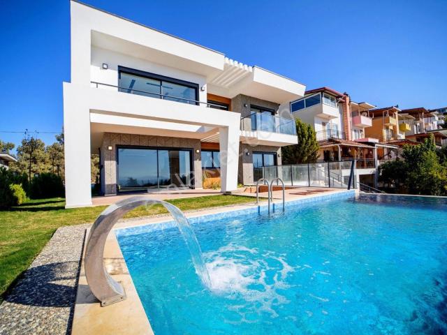 Kuşadasi, Aydin içerisinde satılık Villa