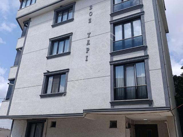 Söğütlü Çeşme Mahallesi, Küçükçekmece içerisinde satılık Bina