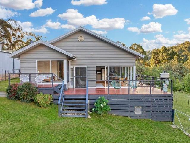 House for sale in Sawmill Settlement, Victoria