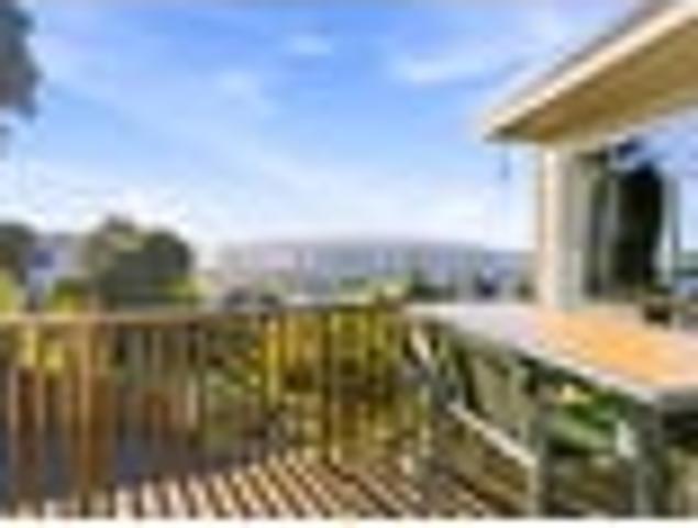 House for sale in Otakou