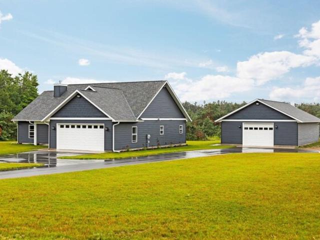 House for sale in Gaylord House for sale in Gaylord