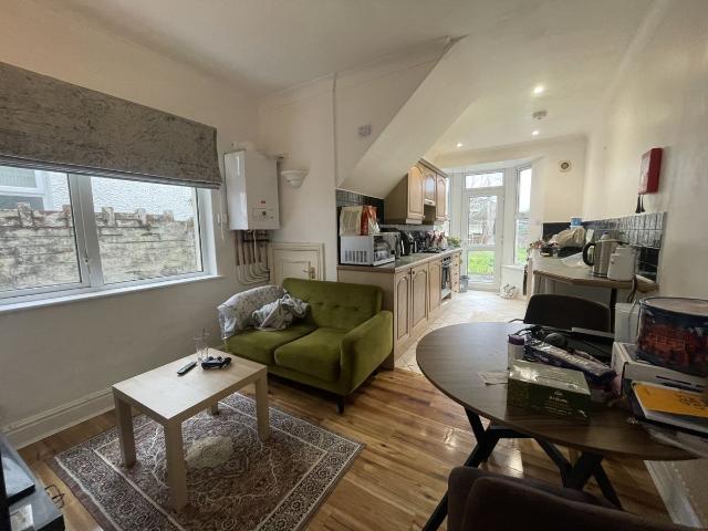 Apartment for rent in Falcon Lodge, Wales