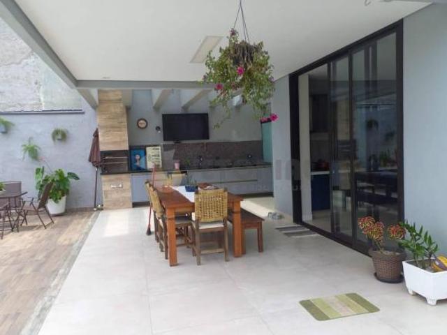 Casa venda em Região Imediata de Caraguatatuba-Ubatuba-São Sebastião, Região Metropolitana do Vale do Paraíba e Litoral Norte