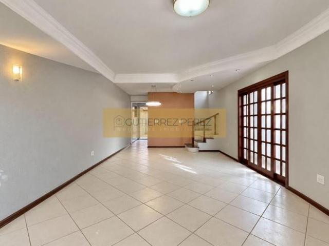 Casa venda em Jardim Betânia, Mogi das Cruzes
