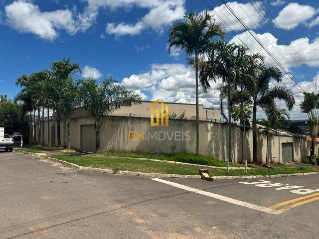 Sobrado venda em Senador Canedo, Região Geográfica Intermediária de Goiânia