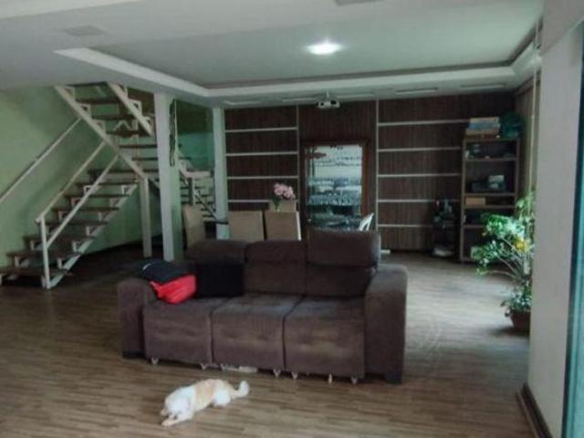 Casa venda em Região Geográfica Imediata do Distrito Federal, Região Integrada de Desenvolvimento do Distrito Federal e Entorno