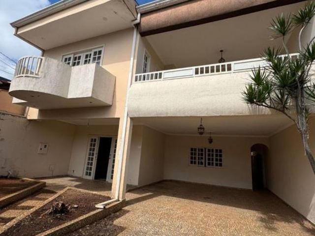 Casa venda em Região Geográfica Imediata do Distrito Federal, Região Integrada de Desenvolvimento do Distrito Federal e Entorno