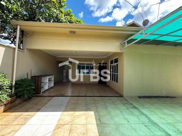 Casa venda em Goiânia, Região Geográfica Intermediária de Goiânia