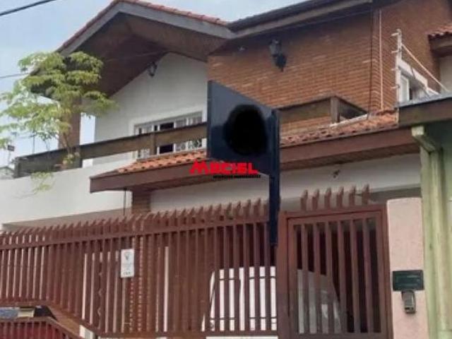 Casa venda em Região Imediata de São José dos Campos, Região Metropolitana do Vale do Paraíba e Litoral Norte