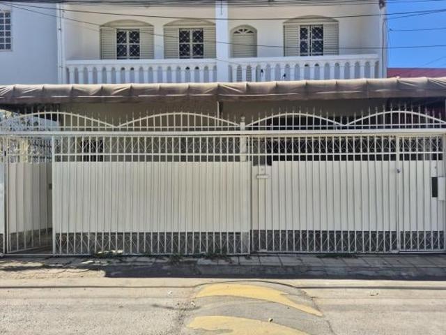 Casa venda em Região Geográfica Imediata do Distrito Federal, Região Integrada de Desenvolvimento do Distrito Federal e Entorno