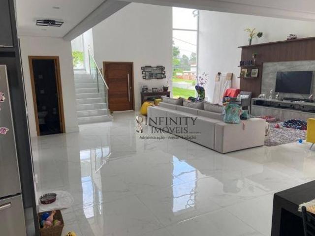 Casa venda em Região Imediata de São José dos Campos, Região Metropolitana do Vale do Paraíba e Litoral Norte