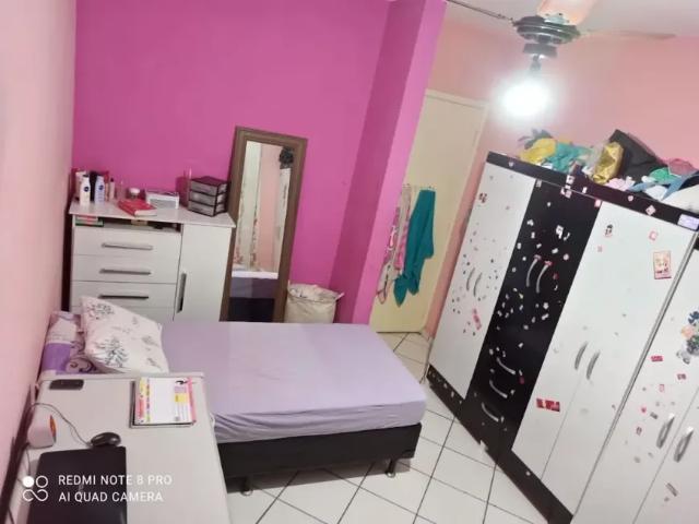 Casa venda em Jardim Heriquieta, Taboão da Serra