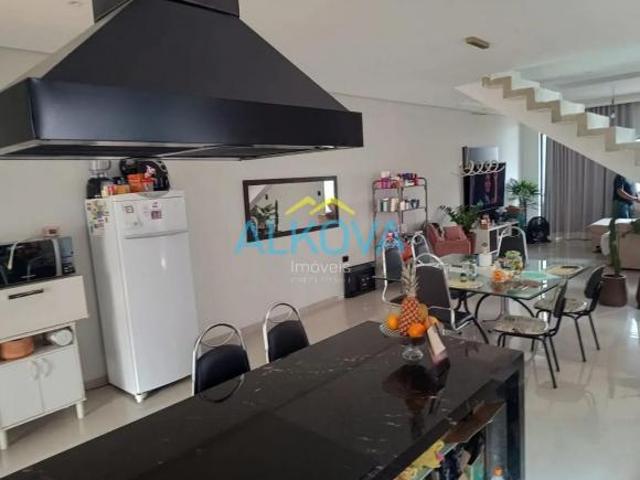 Casa venda em Região Imediata de São José dos Campos, Região Metropolitana do Vale do Paraíba e Litoral Norte
