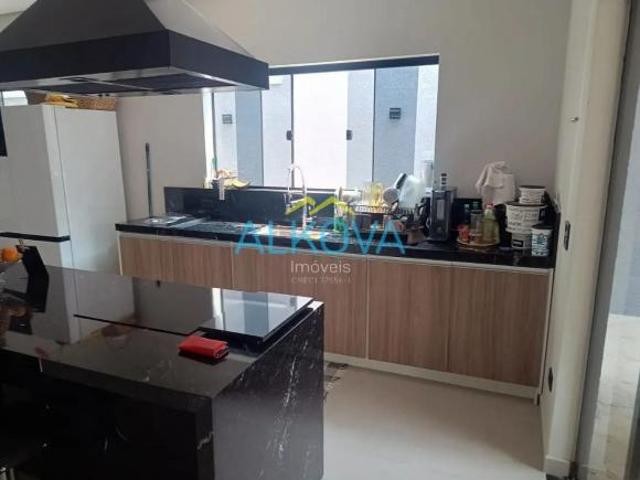 Casa venda em Região Imediata de São José dos Campos, Região Metropolitana do Vale do Paraíba e Litoral Norte