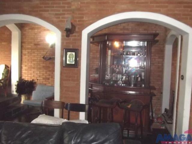 Casa venda em Região Imediata de São José dos Campos, Região Metropolitana do Vale do Paraíba e Litoral Norte
