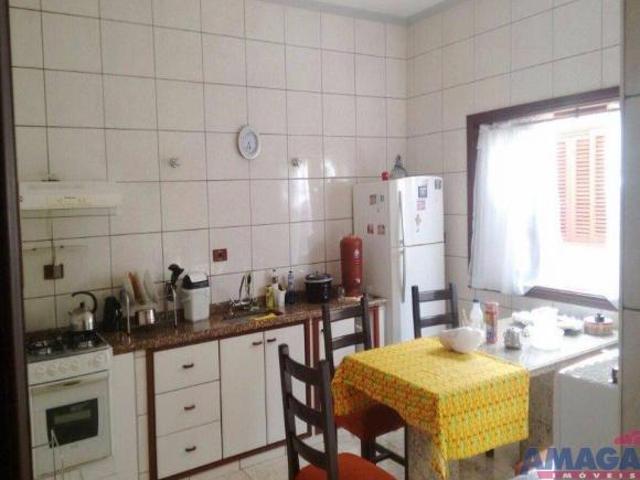 Casa venda em Região Imediata de São José dos Campos, Região Metropolitana do Vale do Paraíba e Litoral Norte