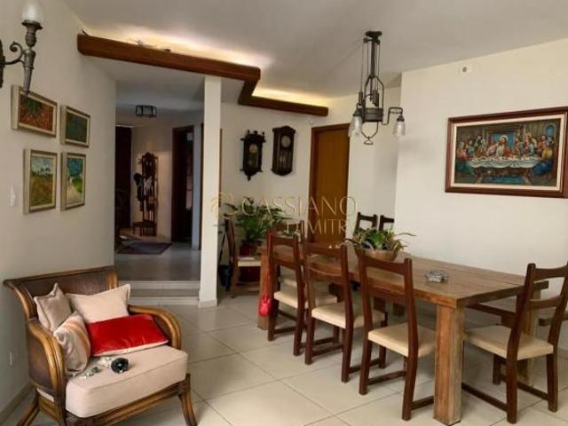 Casa venda em Região Imediata de São José dos Campos, Região Metropolitana do Vale do Paraíba e Litoral Norte