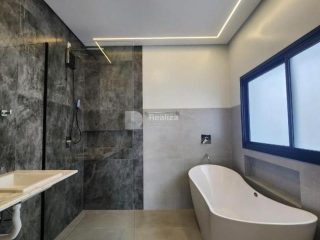 Casa venda em Região Imediata de Taubaté-Pindamonhangaba, Região Metropolitana do Vale do Paraíba e Litoral Norte