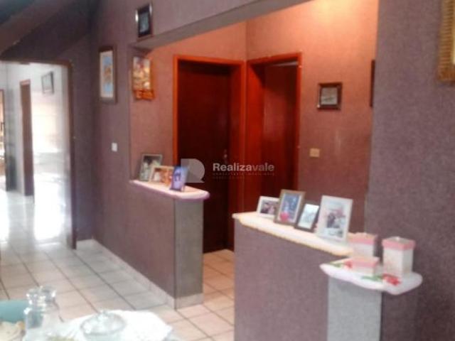 Casa venda em Região Imediata de Taubaté-Pindamonhangaba, Região Metropolitana do Vale do Paraíba e Litoral Norte