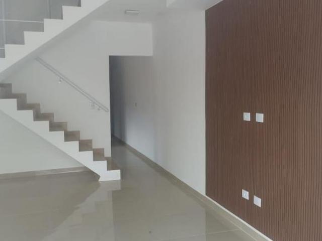 Casa venda em Região Imediata de Santos, Região Metropolitana da Baixada Santista