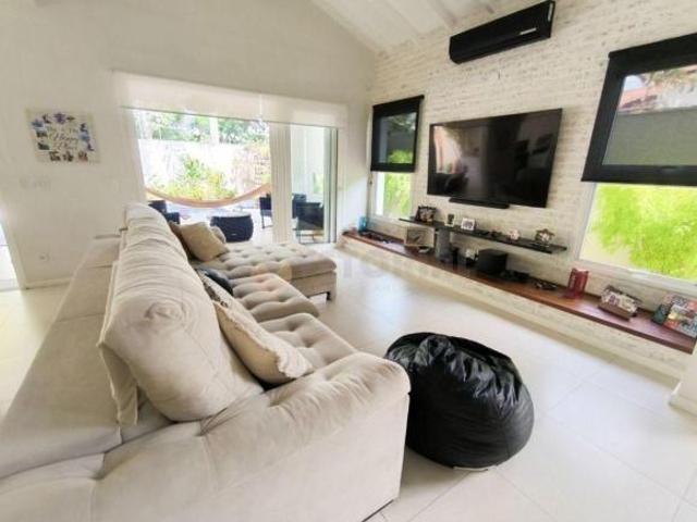 Casa venda em Região Imediata de Caraguatatuba-Ubatuba-São Sebastião, Região Metropolitana do Vale do Paraíba e Litoral Norte