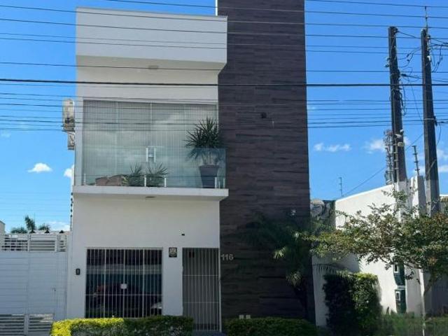 Casa venda em Região Imediata de Registro, Registro