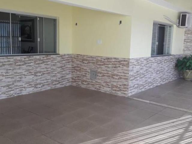 Casa venda em Região Geográfica Imediata do Distrito Federal, Região Integrada de Desenvolvimento do Distrito Federal e Entorno