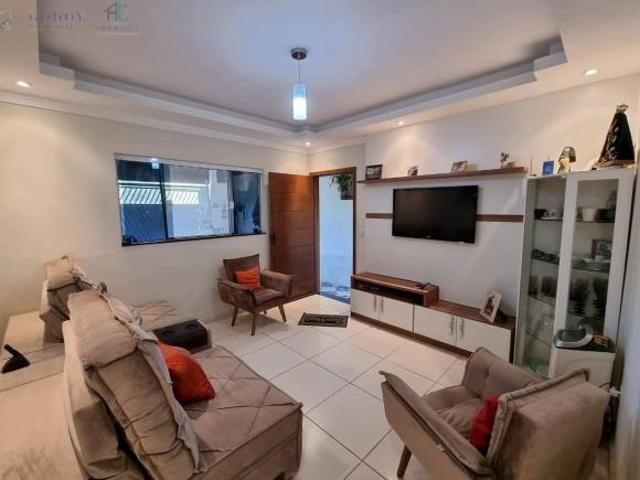 Casa venda em Região Imediata de Taubaté-Pindamonhangaba, Região Metropolitana do Vale do Paraíba e Litoral Norte