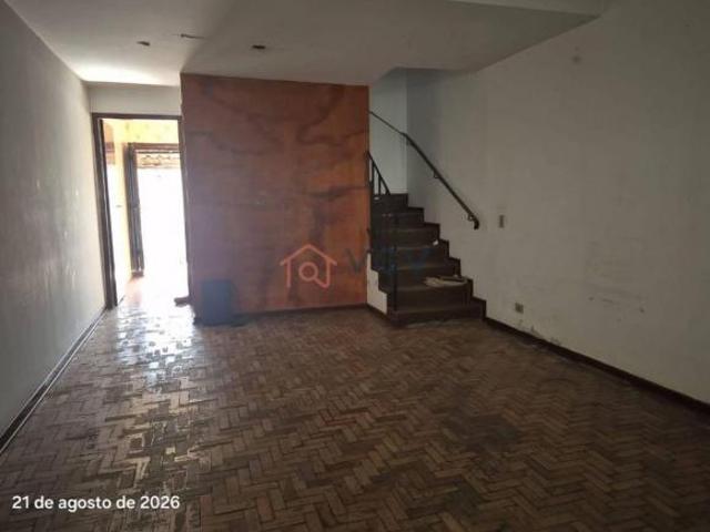 Casa venda em Jardim Itacolomi, São Paulo
