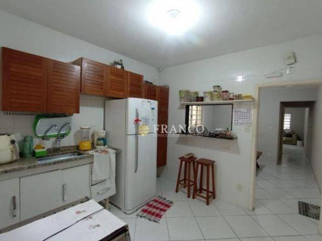 Casa venda em Região Imediata de Taubaté-Pindamonhangaba, Região Metropolitana do Vale do Paraíba e Litoral Norte