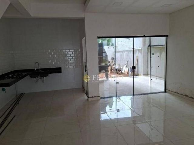 Casa venda em Região Imediata de Taubaté-Pindamonhangaba, Região Metropolitana do Vale do Paraíba e Litoral Norte