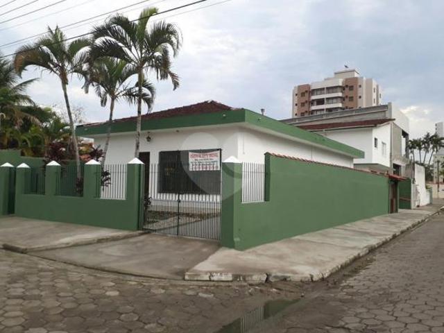 Casa venda em Jardim Silveira, Barueri