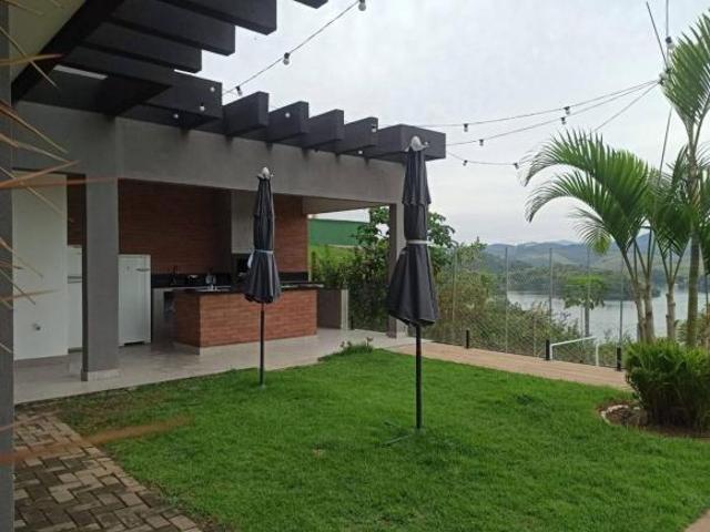 Casa venda em Região Imediata de São José dos Campos, Região Metropolitana do Vale do Paraíba e Litoral Norte