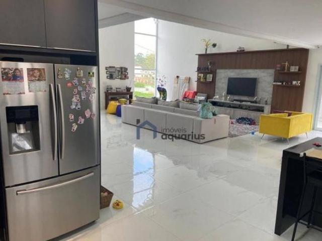 Casa venda em Região Imediata de São José dos Campos, Região Metropolitana do Vale do Paraíba e Litoral Norte