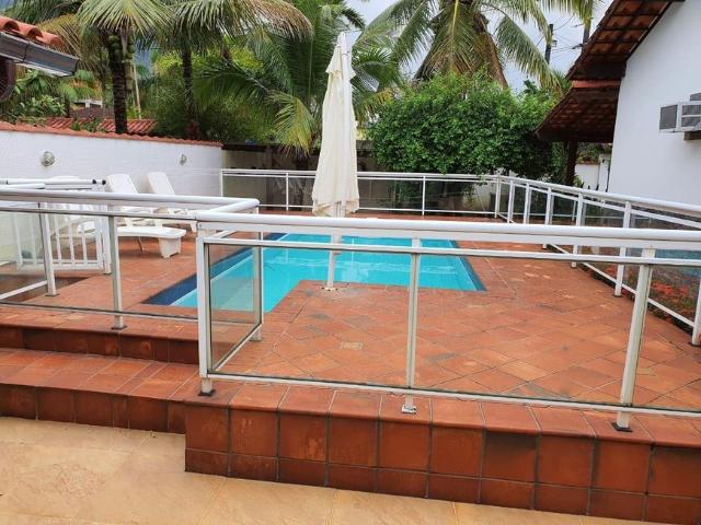 Sobrado venda em Saquarema