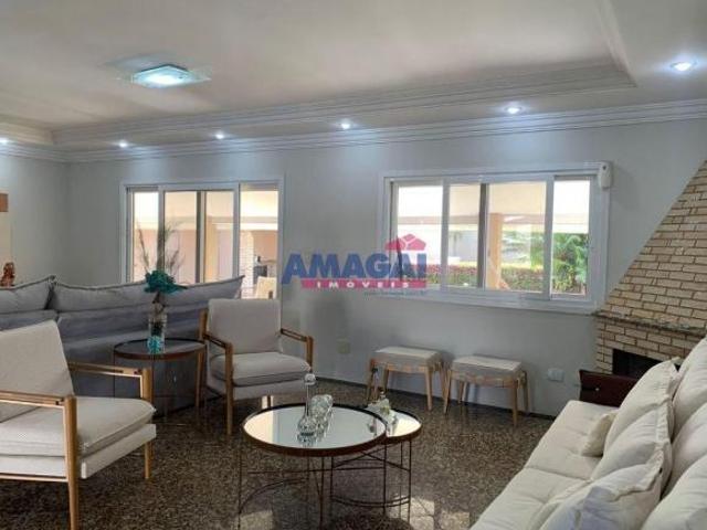 Casa venda em Região Imediata de São José dos Campos, Região Metropolitana do Vale do Paraíba e Litoral Norte
