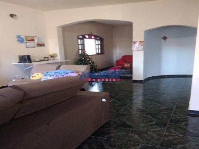 Casa venda em Região Imediata de São José dos Campos, Região Metropolitana do Vale do Paraíba e Litoral Norte