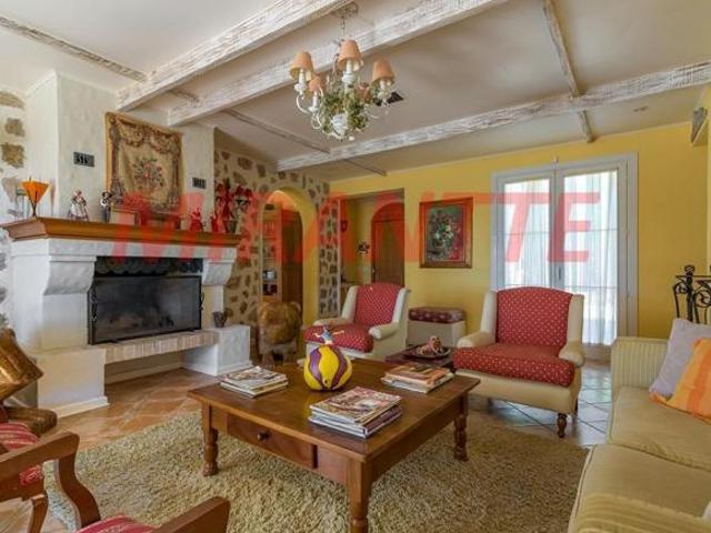 Casa venda em Região Imediata de Taubaté-Pindamonhangaba, Região Metropolitana do Vale do Paraíba e Litoral Norte