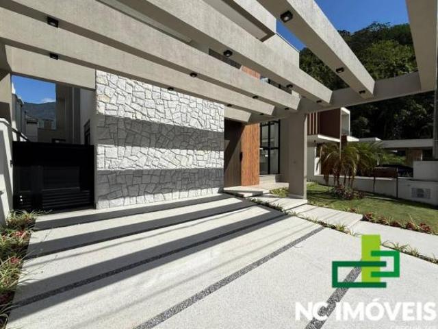 Casa venda em Região Imediata de Caraguatatuba-Ubatuba-São Sebastião, Região Metropolitana do Vale do Paraíba e Litoral Norte