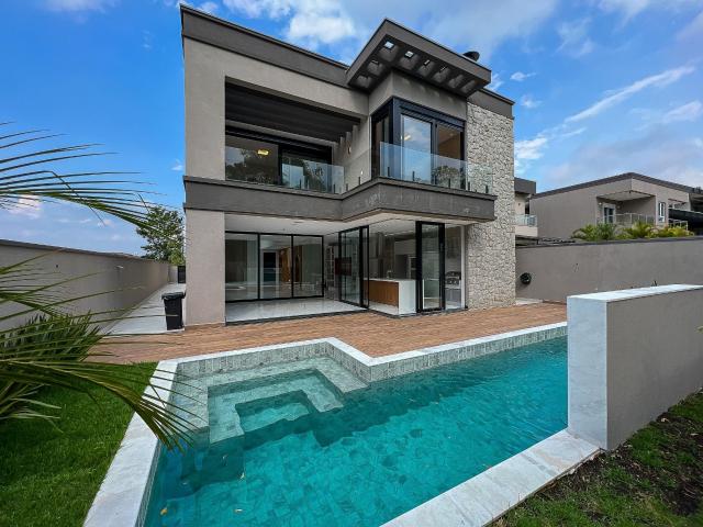 Sobrado venda em Santana de Parnaíba