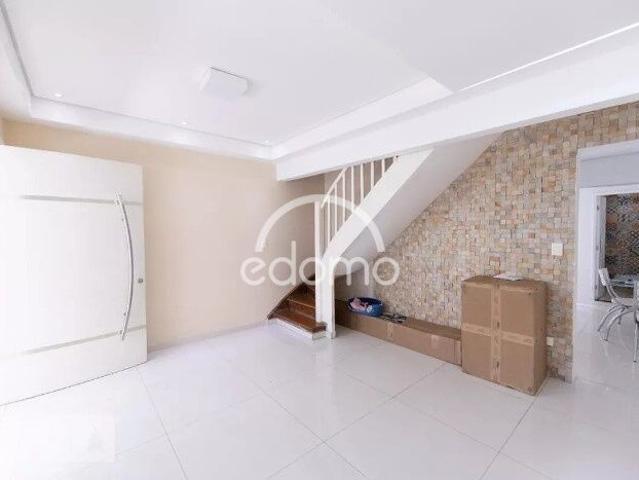 Sobrado aluguel em Região Imediata de São Paulo, Região Metropolitana de São Paulo