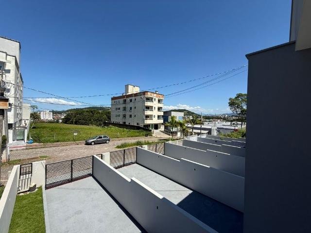 Sobrado venda em Região Geográfica Imediata de Florianópolis, São José
