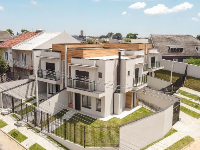 Sobrado venda em Região Geográfica Imediata de Curitiba, Região Metropolitana de Curitiba