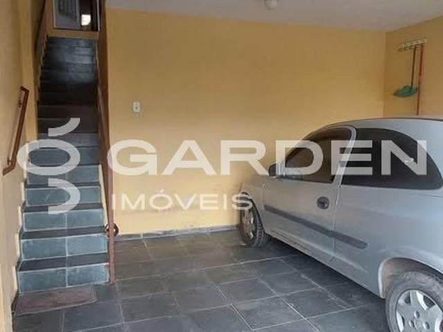 Sobrado aluguel em Região Imediata de São José dos Campos, Região Metropolitana do Vale do Paraíba e Litoral Norte