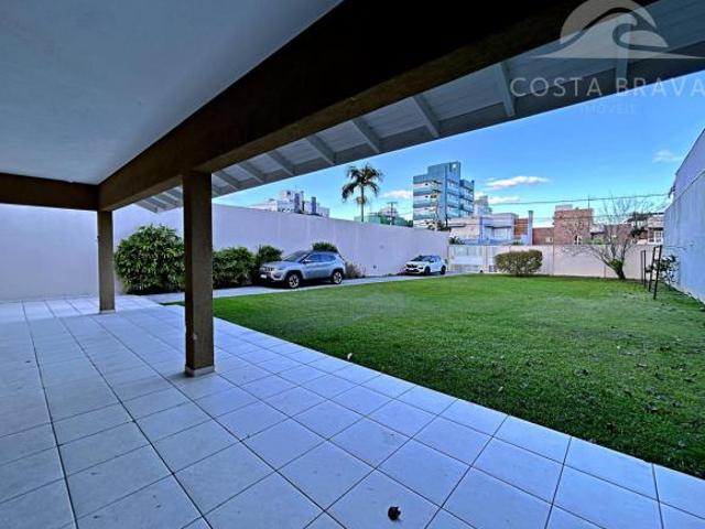 Casa venda em Região Geográfica Imediata de Paranaguá, Matinhos